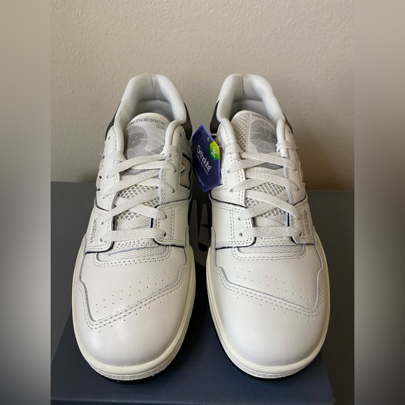 New Balance 550 “Sea Salt”
- Size 9 Men - Picture 3 of 10